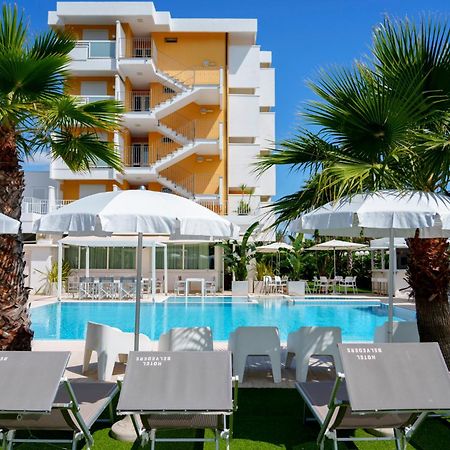 Hotel Belvedere Martinsicuro Eksteriør billede